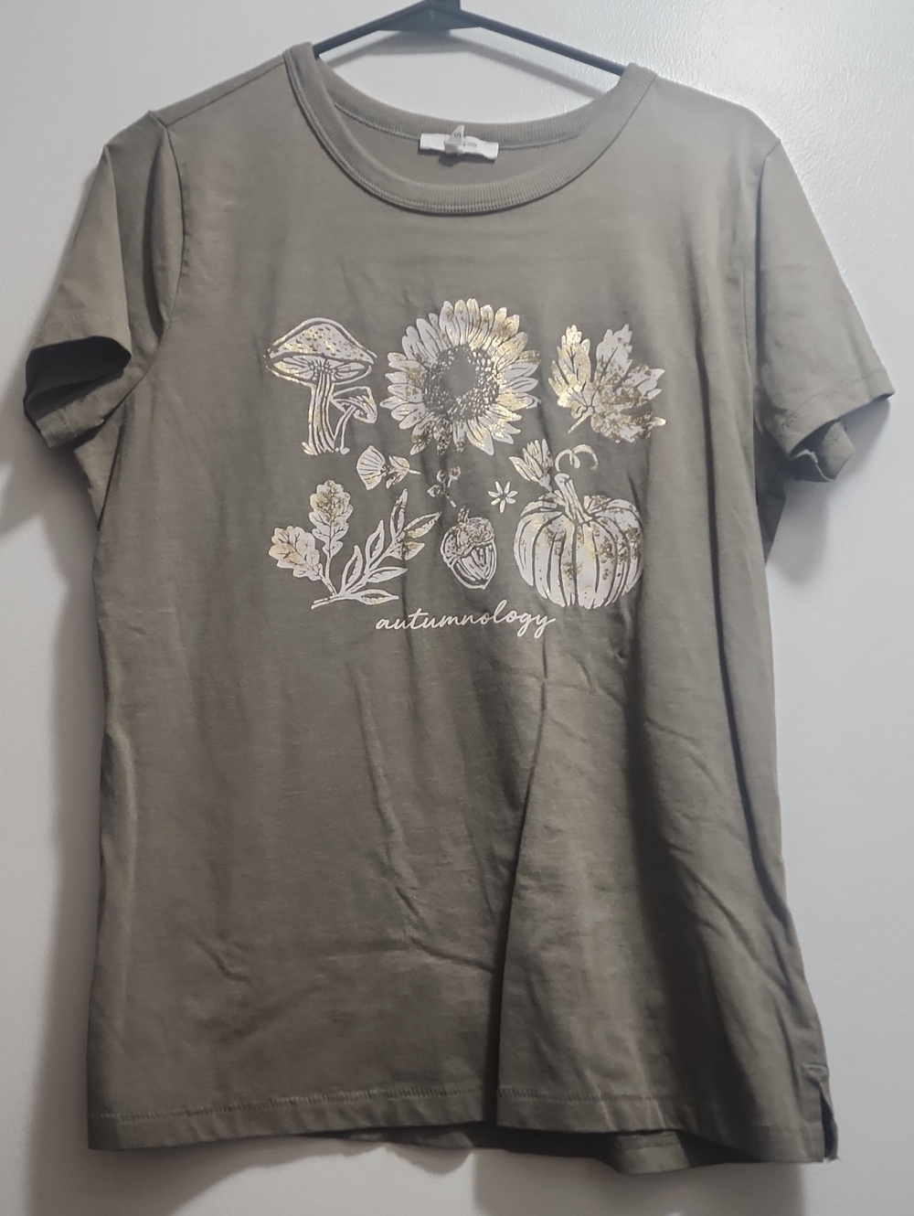 Maurices Olive Green Short Sleeve Tee with Metallic Gold Floral Pumpkin Graphic